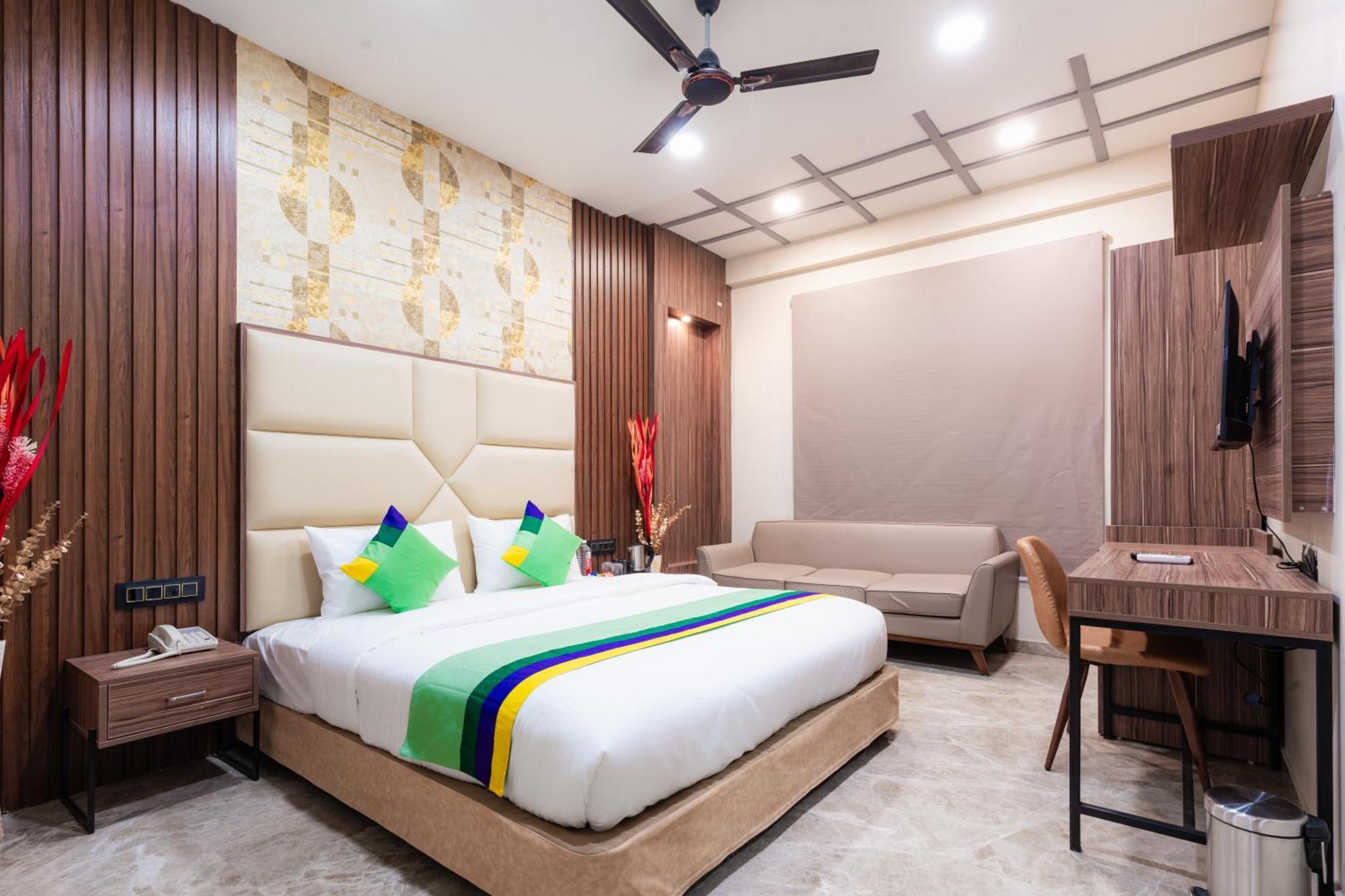Treebo City Center Sakardara Luaran gambar